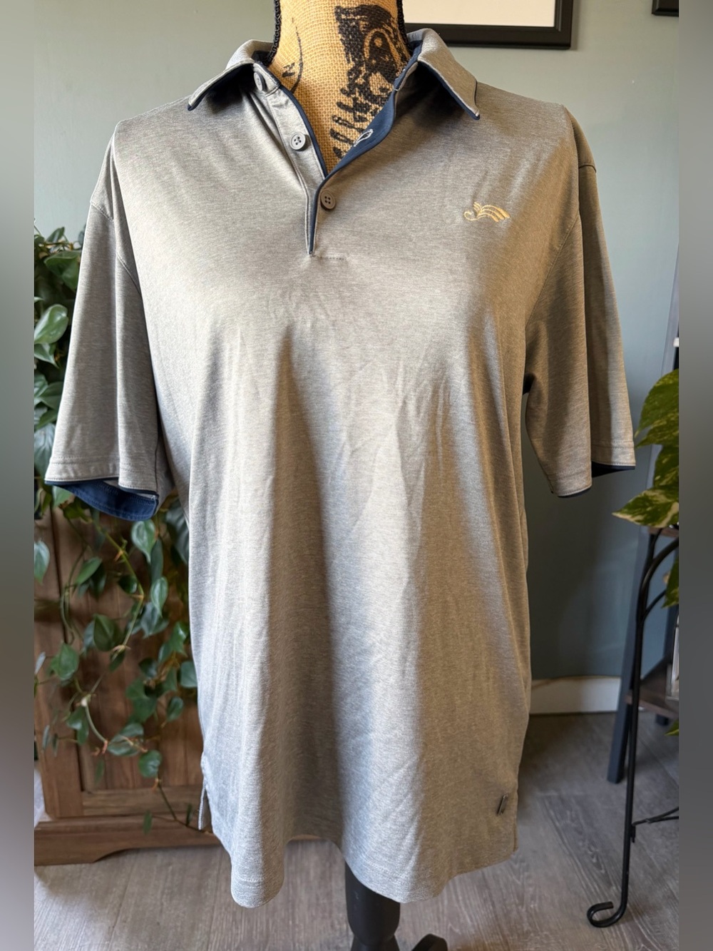 Men’s Ashworth Gray Golf Polo. Size S.